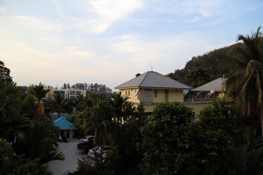 Naka Resort Bãi biển Kamala Ngoại thất bức ảnh
