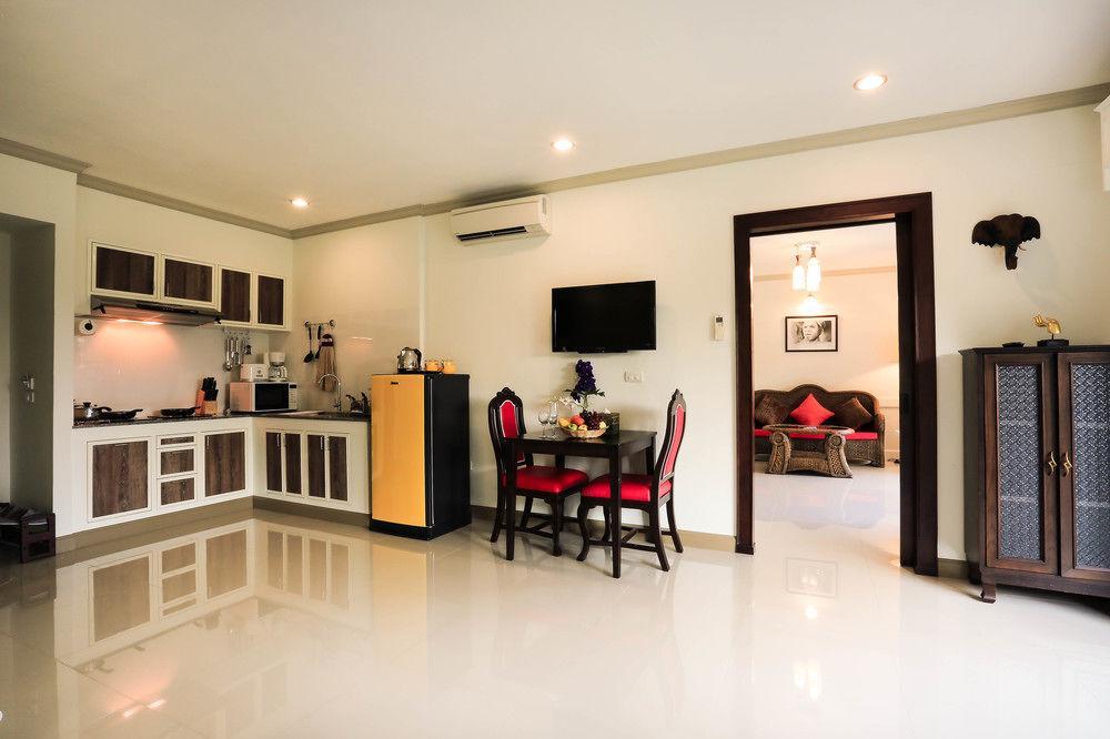 Naka Resort Bãi biển Kamala Ngoại thất bức ảnh