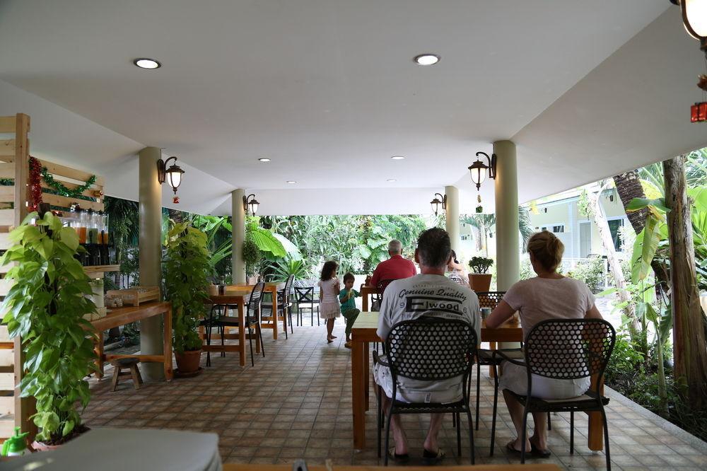 Naka Resort Bãi biển Kamala Ngoại thất bức ảnh