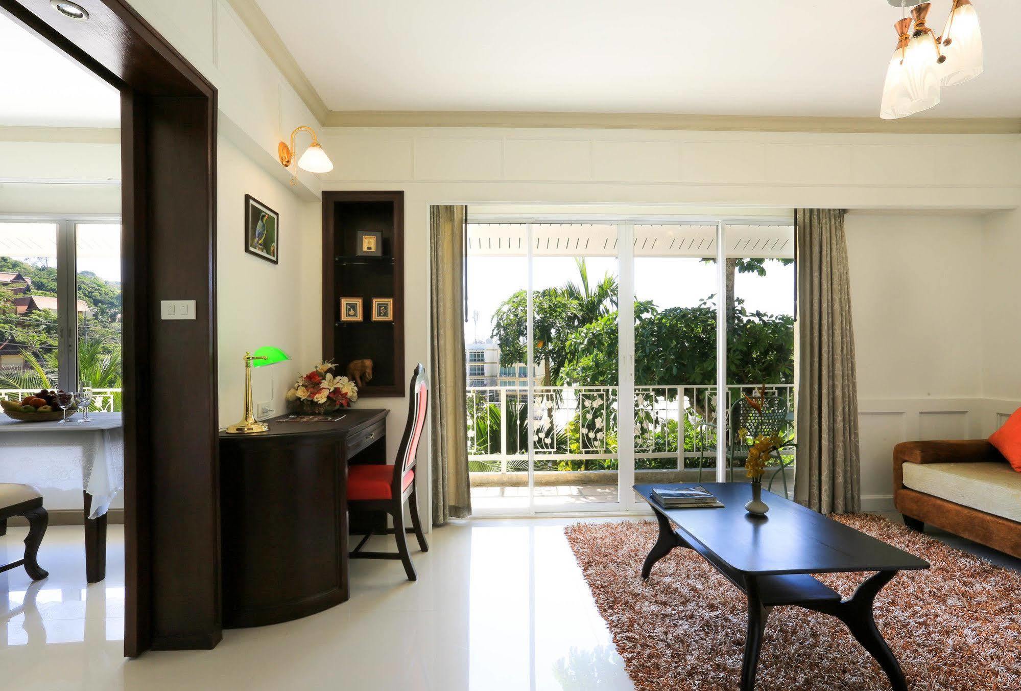 Naka Resort Bãi biển Kamala Ngoại thất bức ảnh