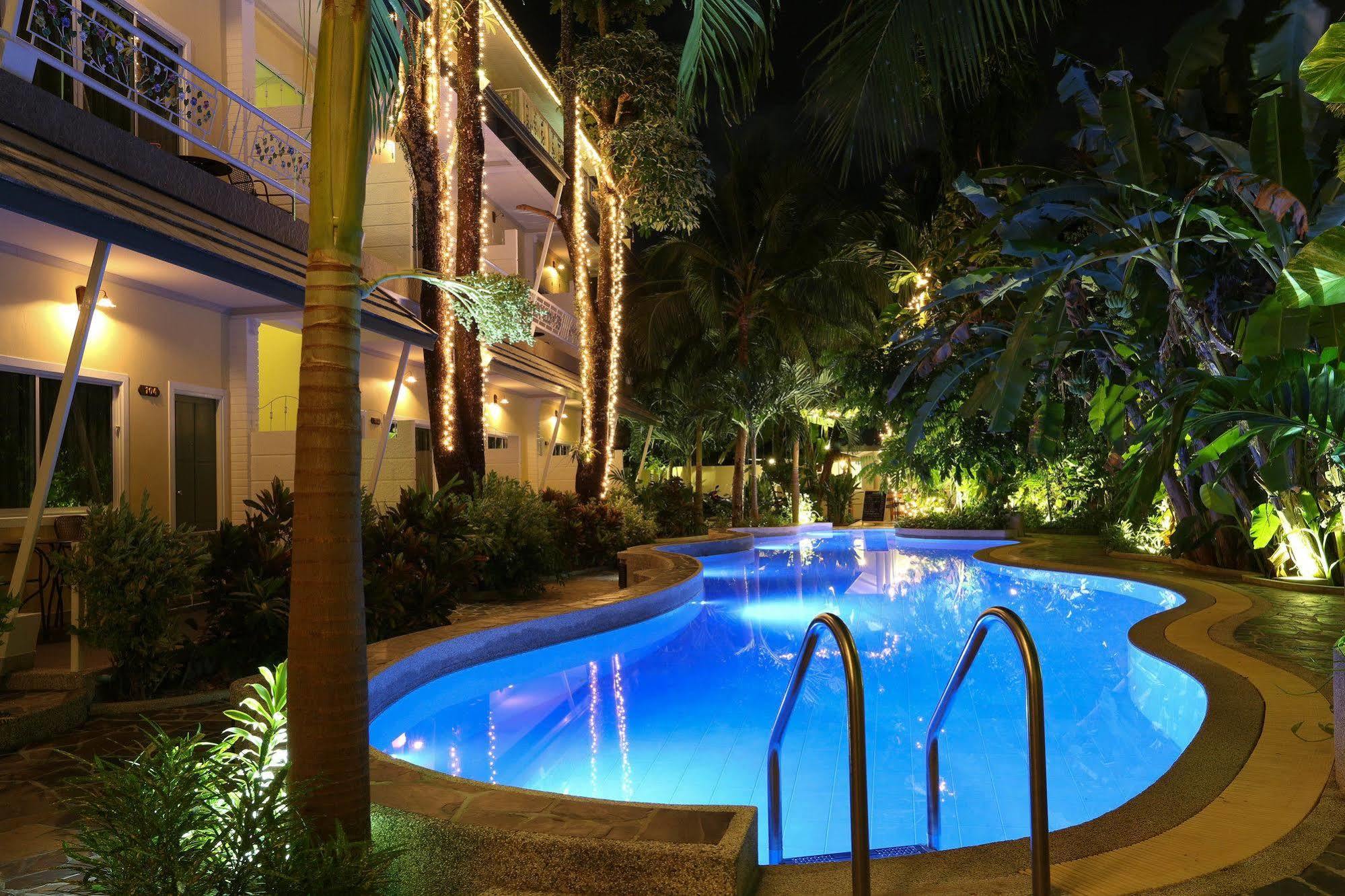 Naka Resort Bãi biển Kamala Ngoại thất bức ảnh