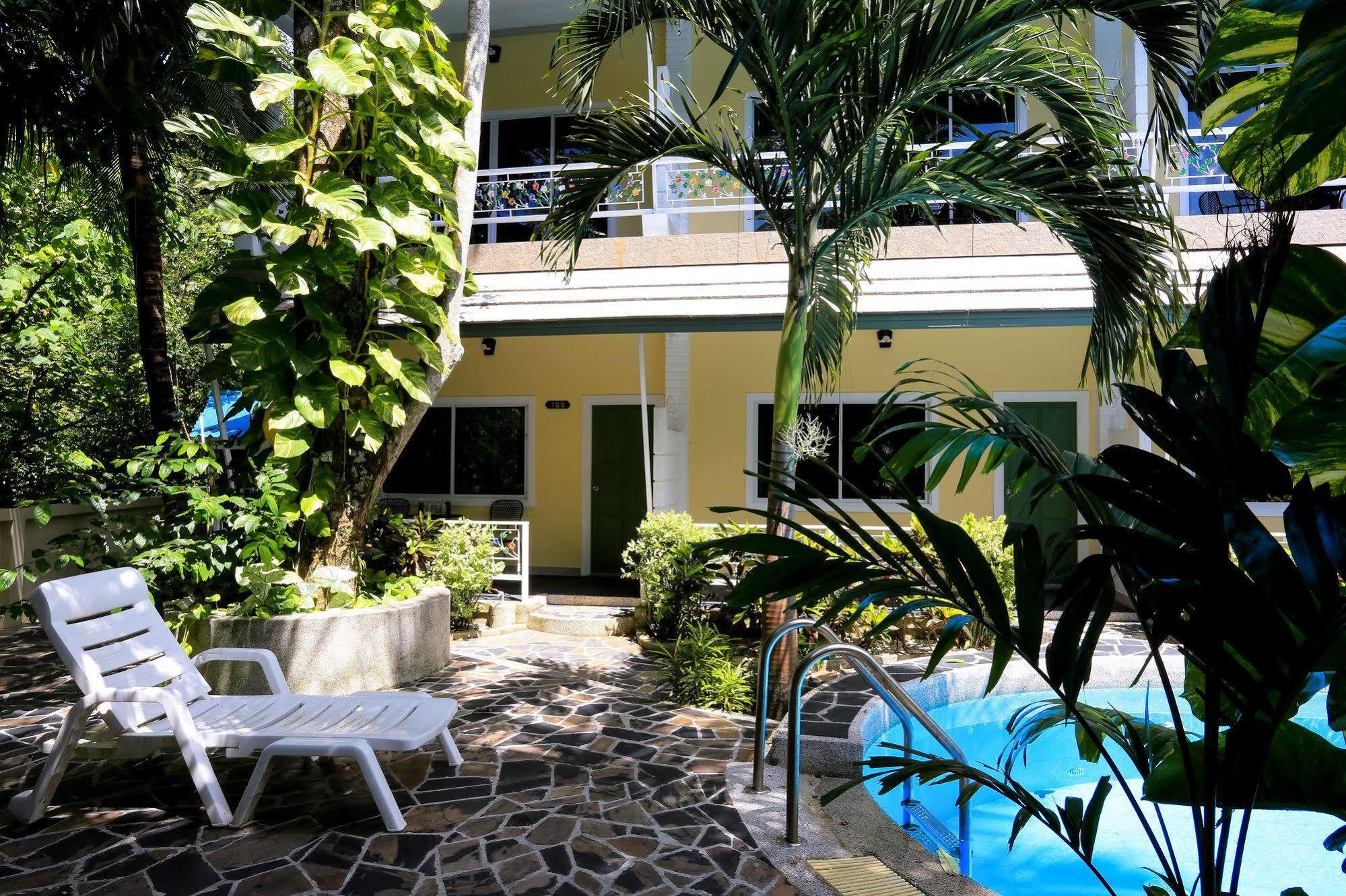 Naka Resort Bãi biển Kamala Ngoại thất bức ảnh