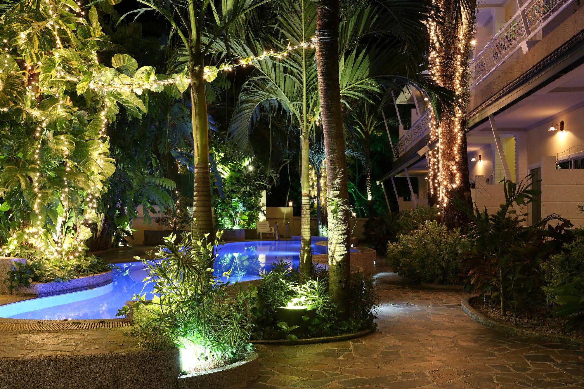 Naka Resort Bãi biển Kamala Ngoại thất bức ảnh