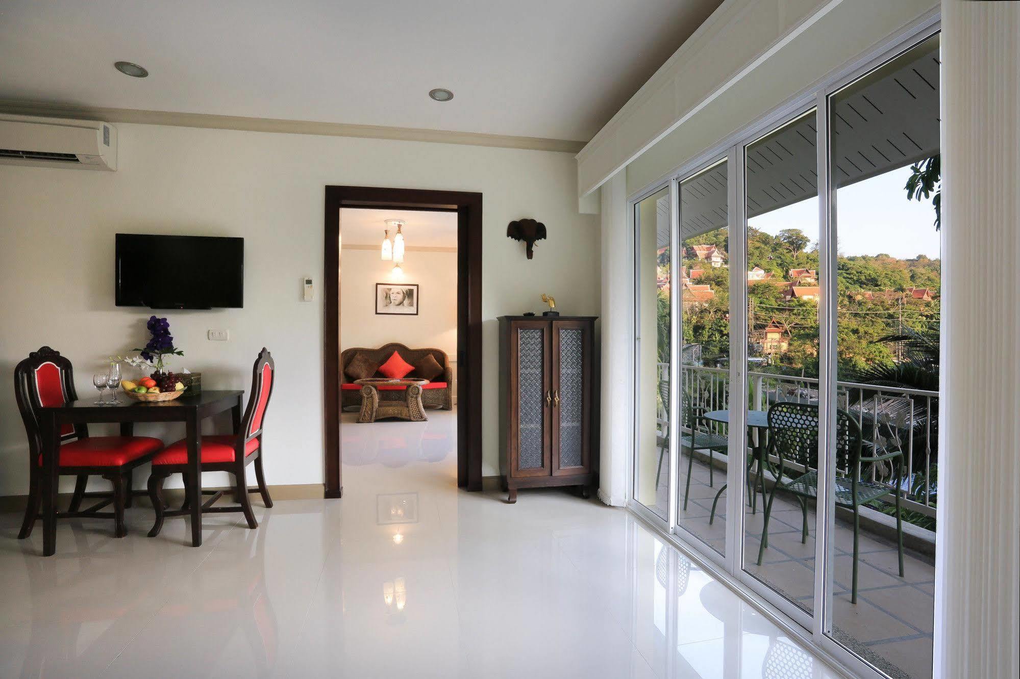 Naka Resort Bãi biển Kamala Ngoại thất bức ảnh